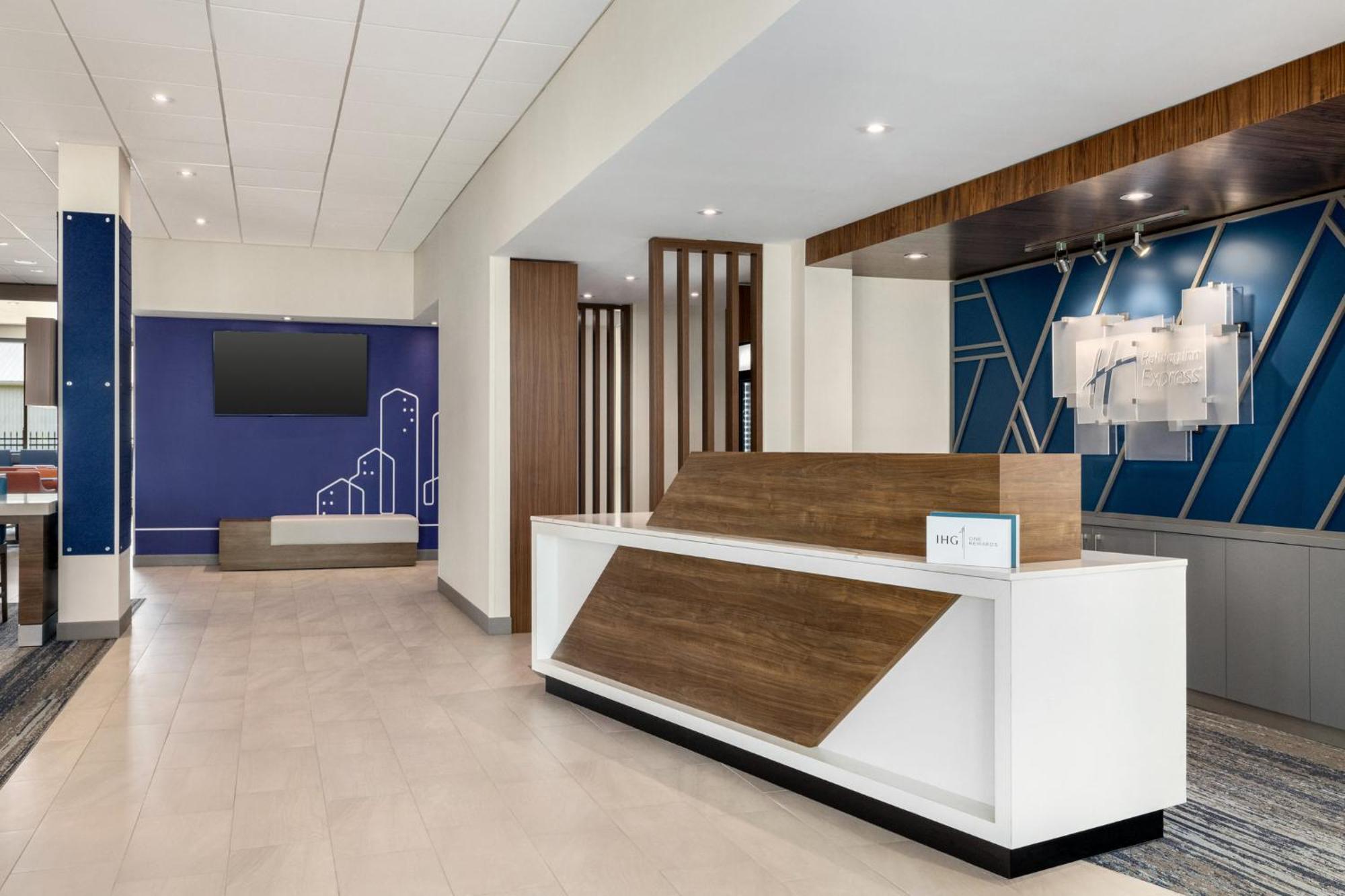 Holiday Inn Express - Strathroy By Ihg Bagian luar foto