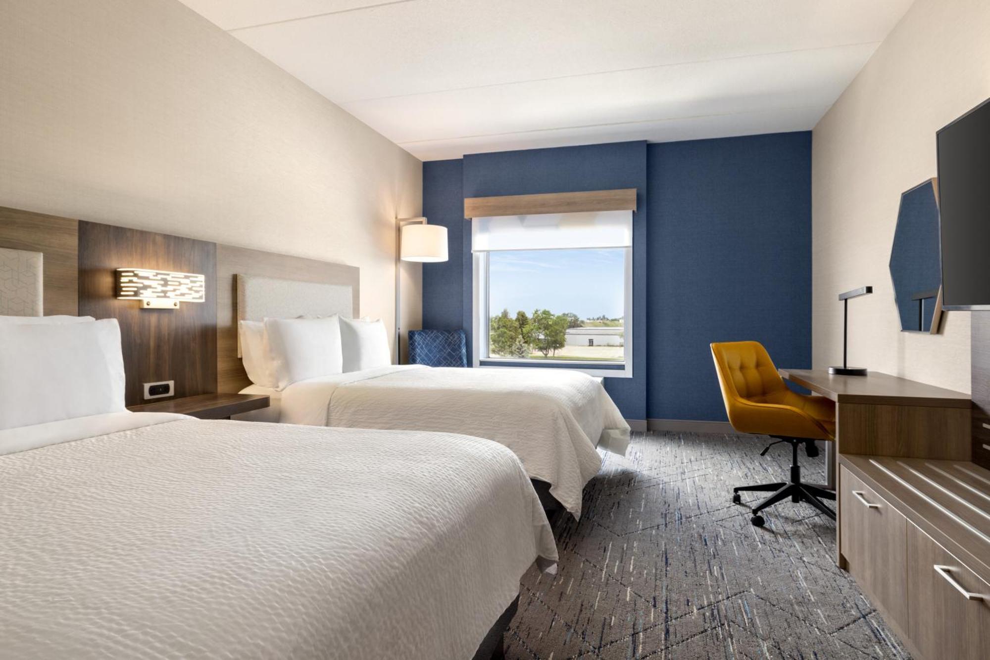 Holiday Inn Express - Strathroy By Ihg Bagian luar foto