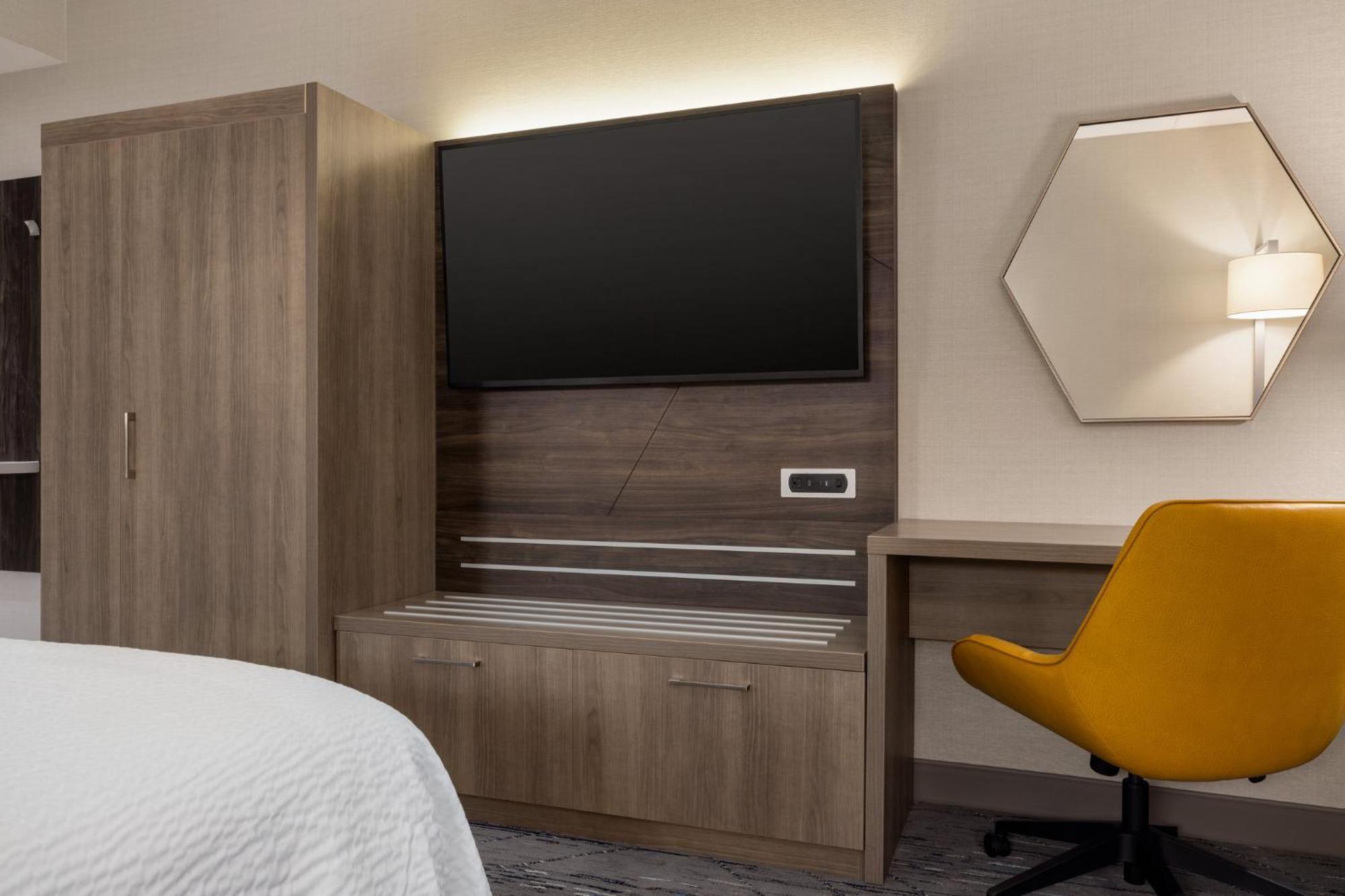 Holiday Inn Express - Strathroy By Ihg Bagian luar foto