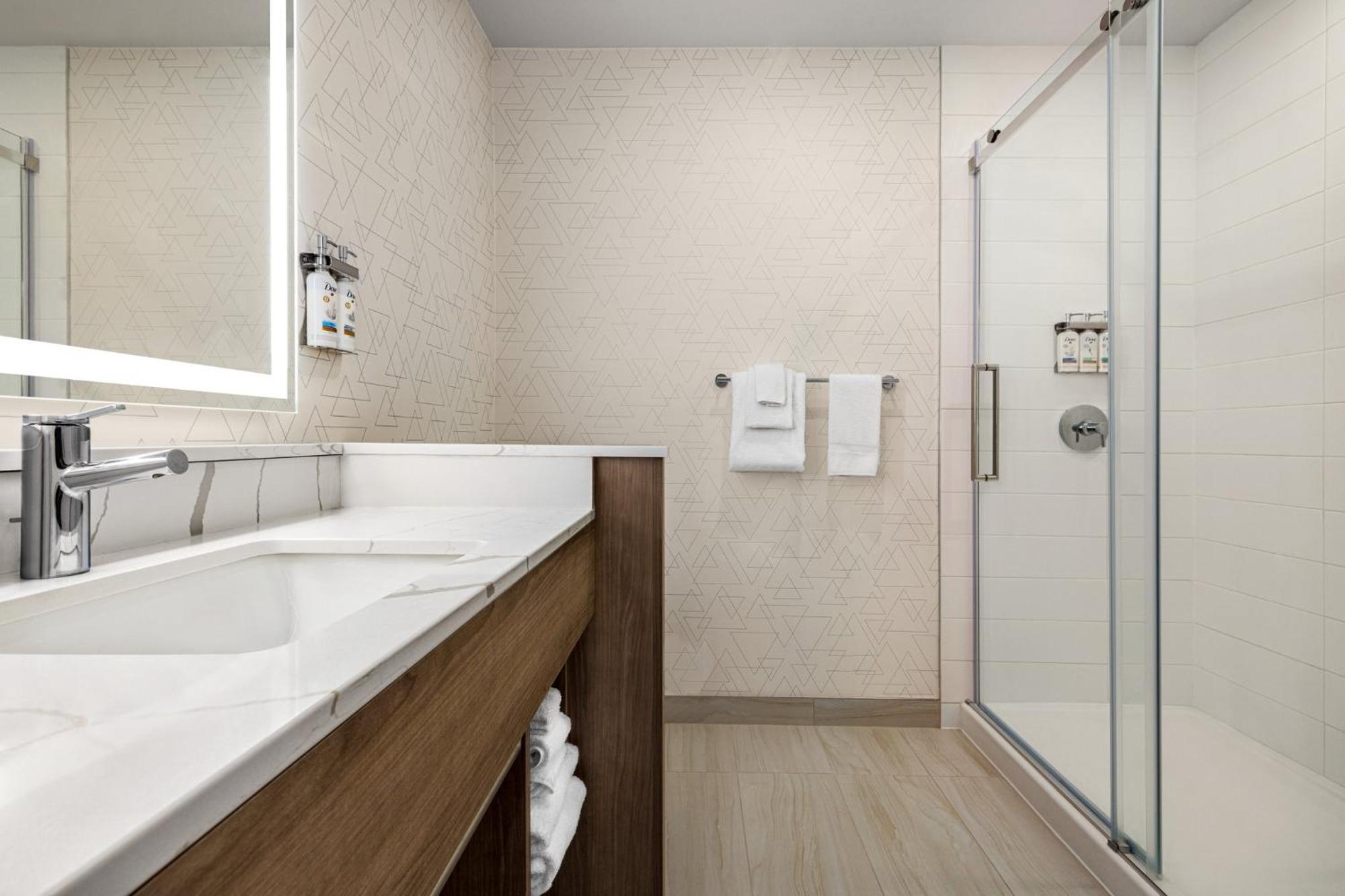 Holiday Inn Express - Strathroy By Ihg Bagian luar foto