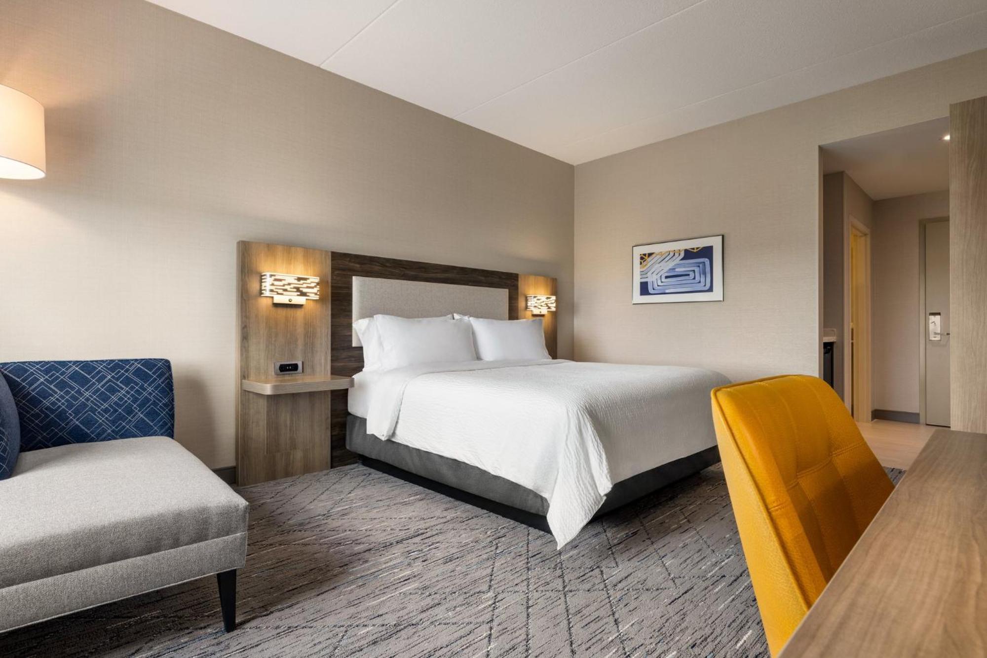 Holiday Inn Express - Strathroy By Ihg Bagian luar foto