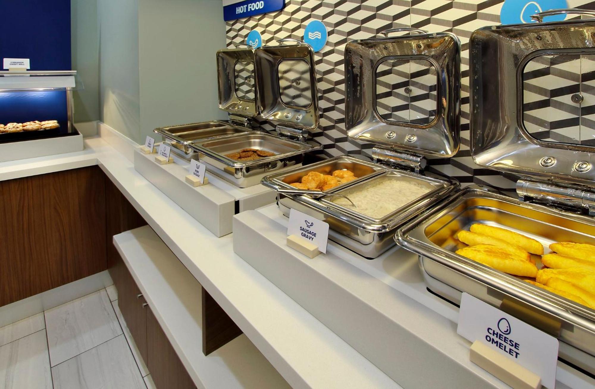 Holiday Inn Express - Strathroy By Ihg Bagian luar foto